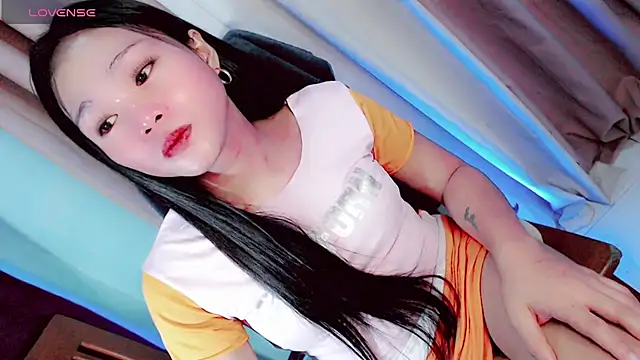 モデル: Littleslutty_baby
