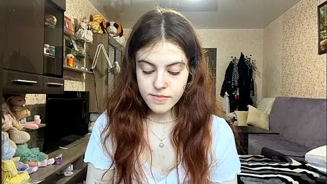 BuzzingRaid live webcam show