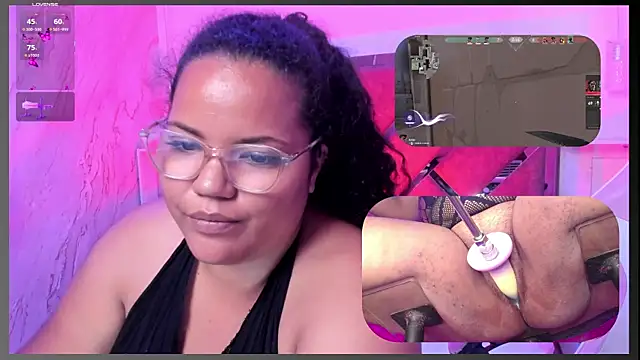 MhiaRey live cam