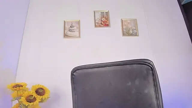 BellaDuval__ live cam on StripChat