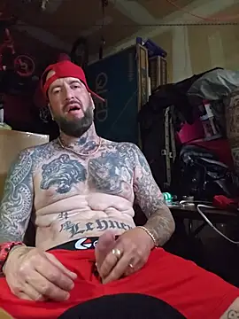 Beardedtattood live webcam show
