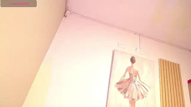 queen_adhara live webcam show