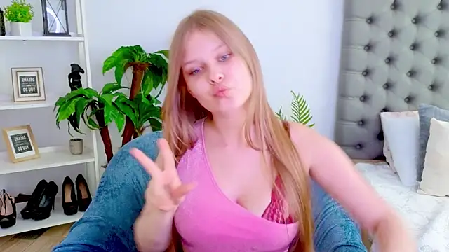 Helena_TVS live webcam show