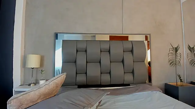Charlie___Musk webcam