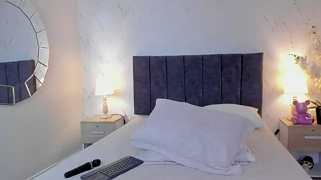 Emilly_Beaumont webcam
