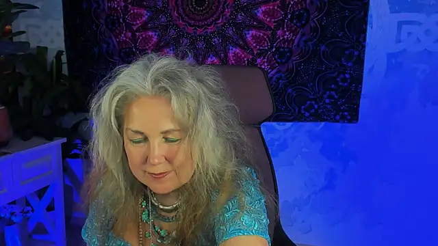 LilaMaharani live cam on StripChat