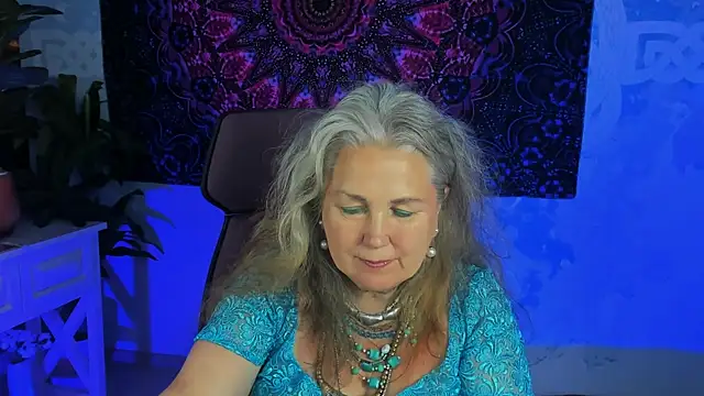 LilaMaharani live cam