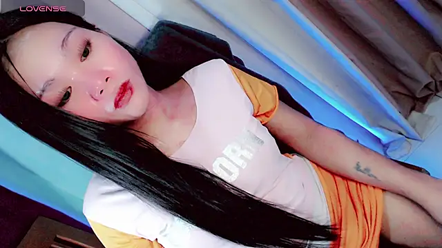 Littleslutty_baby webcam