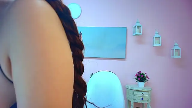 scarlett_clyde