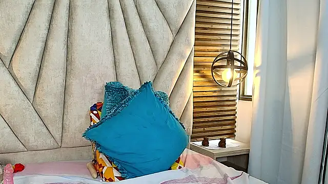 isabella_luxet
