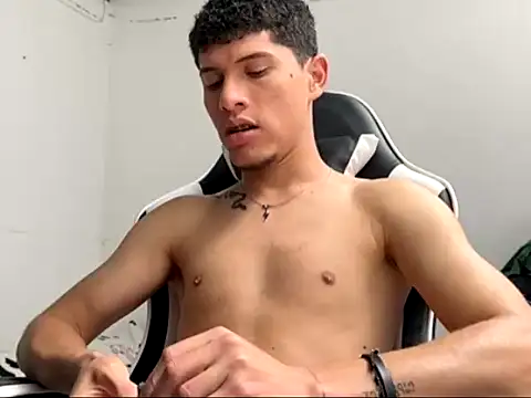 Edward_2709 webcam