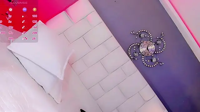 Kisses_Sophia webcam