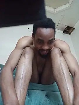 mlakabiggy live cam on StripChat