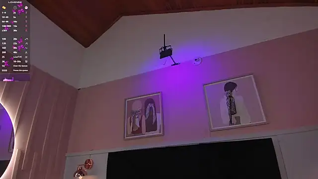 elodie_walker webcam
