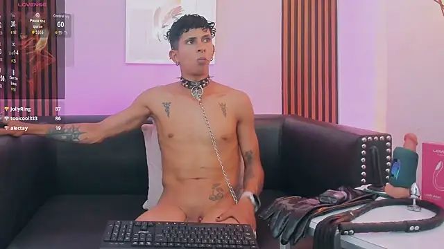 Maximoking26 webcam