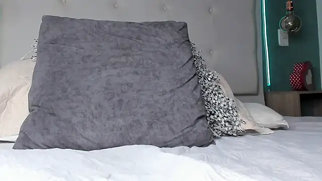 mia_gomez7