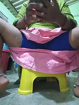 Tamilselviroja- live webcam show