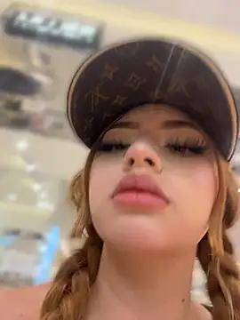ChloeCollins__ webcam