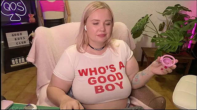MargotGrey live cam on StripChat