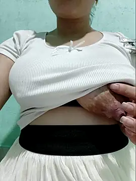 Shine_Mai webcam