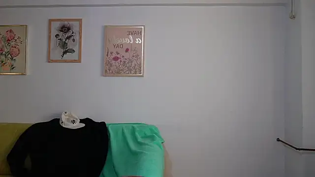 hairyrobxxx (M young) - Smile is the best medicine :)