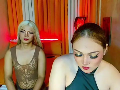 Phenomenal_Shemale webcam