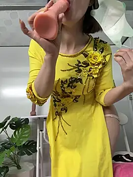 nana-19 (F milf) - Get naked