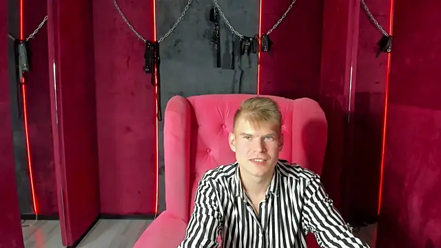 Walter_Fry live cam on StripChat