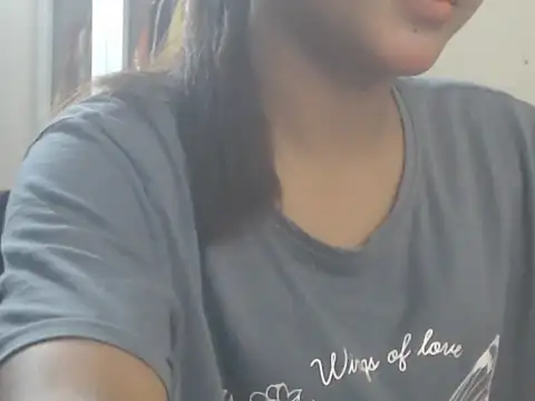 NancyRuvi webcam