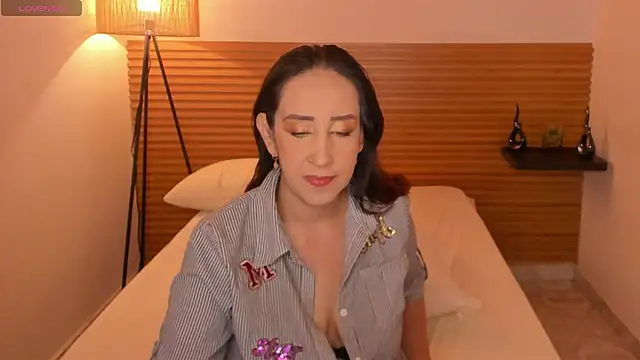 Jadde_hamad live cam on StripChat