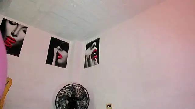 lili_breastxxx live webcam show