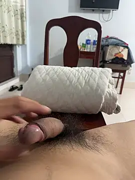 Ngoclinh555 live webcam show