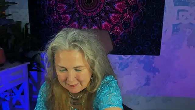 LilaMaharani live webcam show