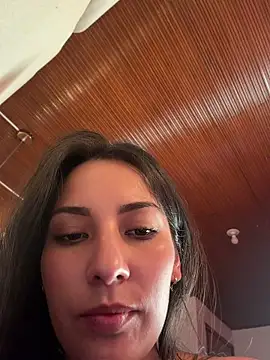 SaraSeduce7 live webcam show
