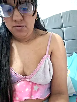 ZaidaWet webcam