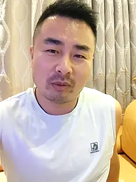 guozuo live webcam show