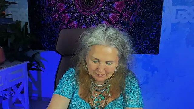 LilaMaharani webcam