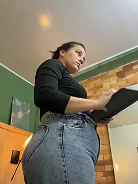 megansumer webcam