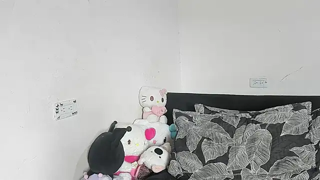 eirlysx (F teen) - cum pussy