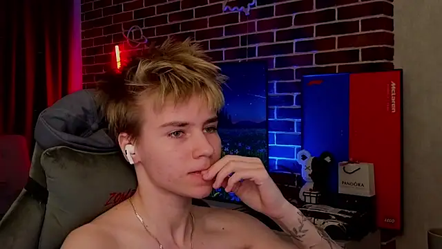 Jean_Willson live webcam show