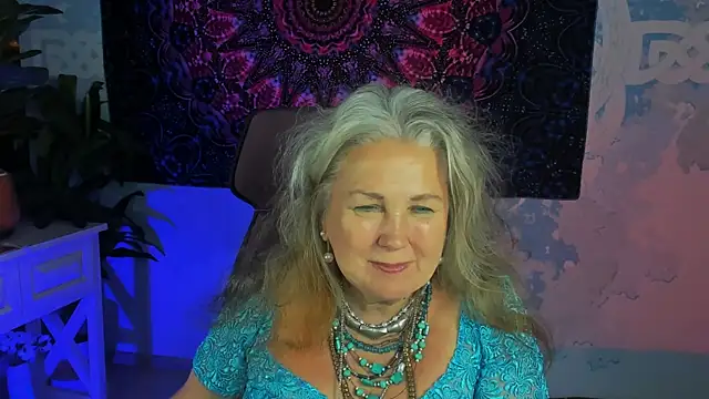LilaMaharani webcam