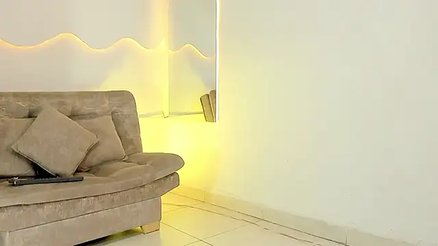 ArohomLester_ webcam