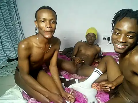 threemanias live sex cam