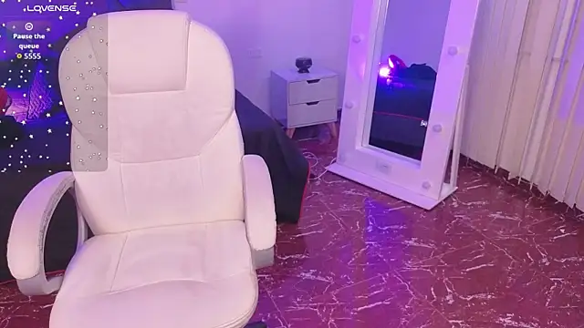 _sharlotte777 webcam