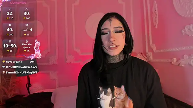Kat_VonDe live webcam