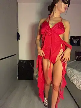 CurlyLara live sex cam
