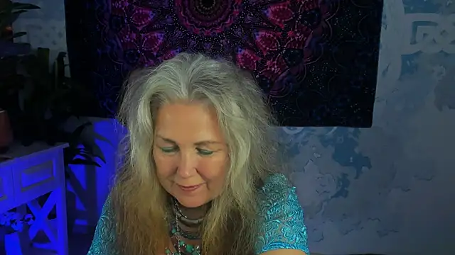LilaMaharani live webcam show