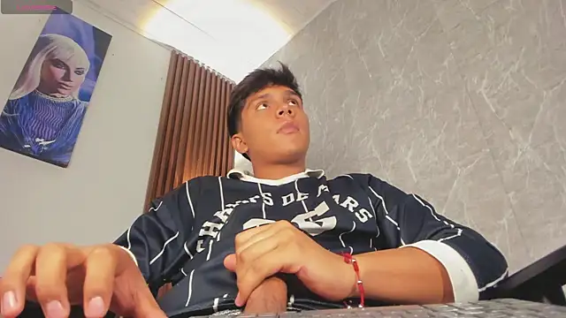 Thiago_Kozak live cam