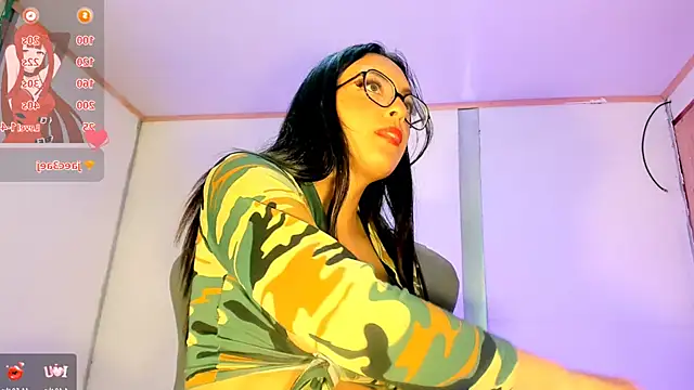 MiaStarts webcam