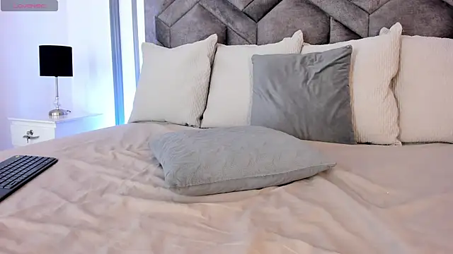 cocoamore webcam